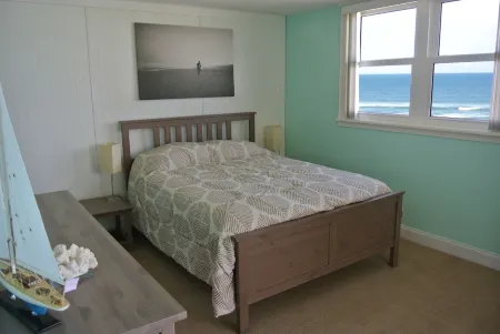 Oceanfront Oasis Отели в г. Понс-Инлет