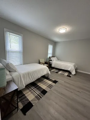 Apartment in Chapel Hill, NC. Hotels near bp
