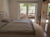 Ferienhaus Ideal für Taucher Manor Knip 주변 호텔