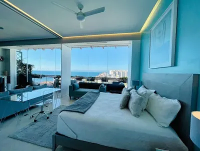 Pier 57 Penthouse 703 - Great Ocean Views & Location, Rooftop Infinity Pool Hotels in Emiliano Zapata