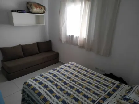 Sea Front Apartment Mongaguá Отели в г. Монгагуа
