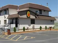 Super 8 by Wyndham Ogden Отели в г. Запад Хейвен