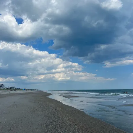 WATERFRONT! Tranquility bytheSea, CShoreBeachHome, Across from Beach onthe Sound