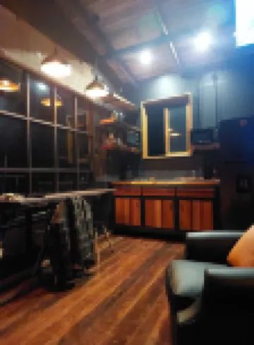 Sitting on stilts, Stuido Wow has spectacular volcano, lake & rain forest views!