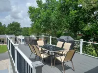 Cozy and Beautiful Home. When booking 1 week or more ask about our discount. Hotels in Beverly Hills