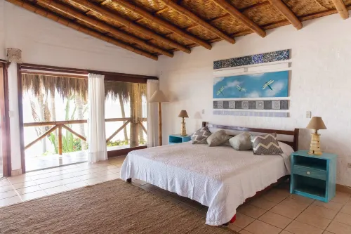 w Stylish 5BR House in Mancora