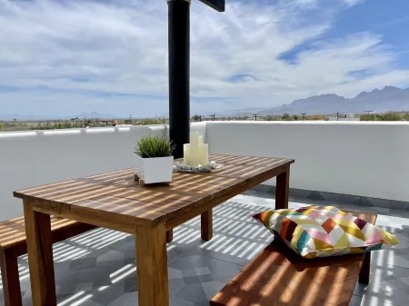 Enjoy 360 degree views from the eagle's nest and roof garden