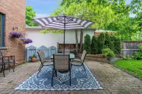Large Heritage Duplex, 12 min to Blue mountain Village, Downtown Collingwood Hotels near Serendipity SOY Candle Factory
