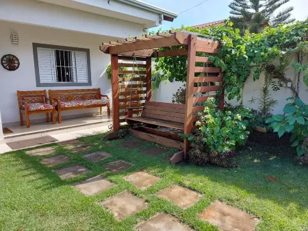 Gated community, all security, ideal for families. Отели в г. Chapada dos Guimaraes