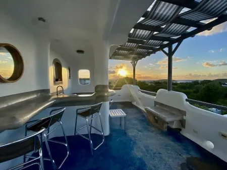 La Casona Blanca Location Location