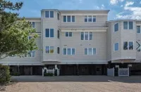 2 Bedroom 1 Bath Modern Oceanfront Condo Overlooking the Beach