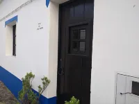Tia Luísa Cottage (country house)