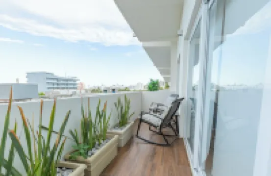 Modern 2-bedroom apartment in amazing Cabo San Lucas w/ hot tub, pool and Gym