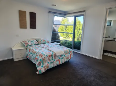 Tranquil in Alfredton Отели в г. Альфредтон