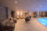 Alpenhotel Fleurs de Zermatt - Pool