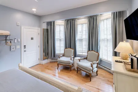 The Outlook Inn Отели рядом с достопримечательностью «Брейкерс»