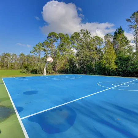 Home Near Flagler Beach, Daytona, Parks & More!