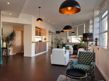 Hôtel le Keroman Отели в г. Лорьян