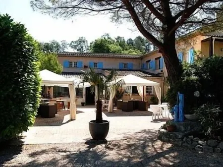 Logis la Bastide des Golfs