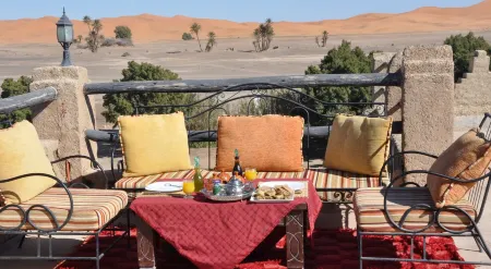 Nasser Palace Hotel & Bivouacs Отели в г. Errachidia Province