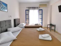 Vanas Apartments Hotels in Spetses