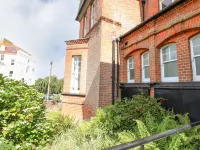 Magpies Hotels in Saint Leonards