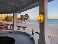 Hôtel Le Roy - Beach