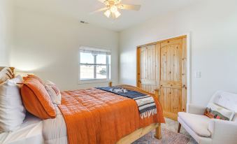 Mtn-View Hideaway with Wood Stove in Pueblo!