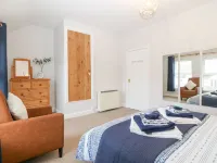 Bythynnod Newydd Hotels in Pwllheli
