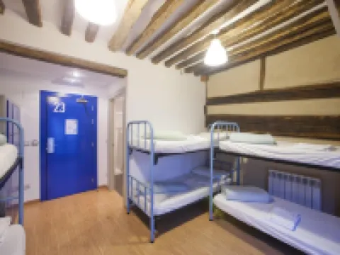 El Albergue de la Catedral Hotels in Vitoria