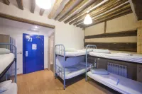 El Albergue de la Catedral Hotels in Maturana