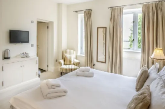 โรงแรมเดอะคิงส์เฮดคันทรี โรงแรมใน