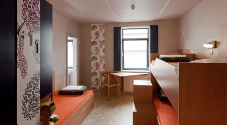 Sleep Well Youth Hostel