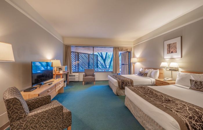 The Cedars Inn Hotel & Convention Centre