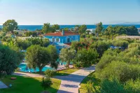 Filoxenia Hotel Apartments - Ocean View