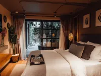 Casa Emilia B&B Boutique Hotels near Torre Mayor