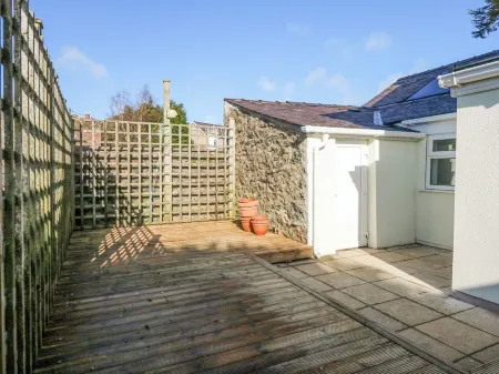 The Fir Grove Annex Отели рядом с достопримечательностью «Llanfairpwllgwyngyll»