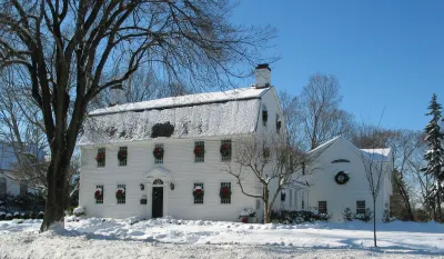The Connecticut River Valley Inn Hartford South/Glastonbury Hotels in 