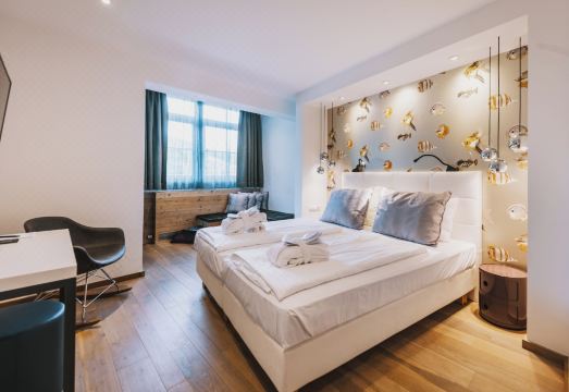 호텔 조식 뷔페 이미지