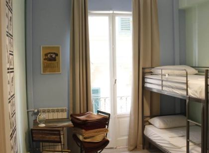 Victoria House Hostel