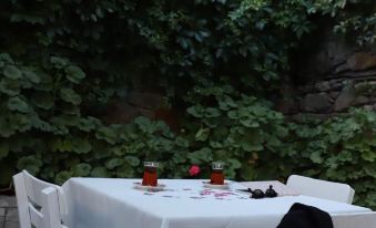 Adadaki Evimiz Bozcaada