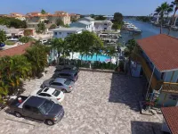 Sand Vista Vacation Hotel - Motels