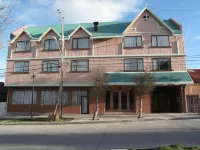 Hotel Saltos del Paine - Mountain view
