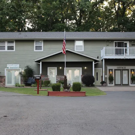 Candlewyck Cove Resort