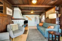 Walk to Beach: Catalina Gem w/ Deck!