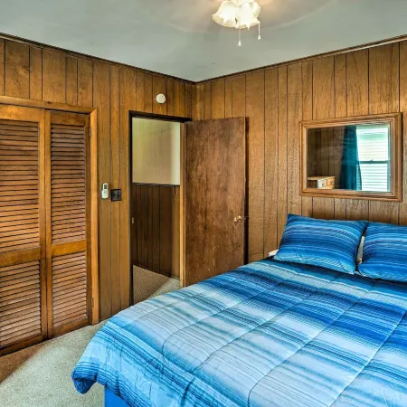 Secluded Getaway < 10 Mi to Saratoga Springs!