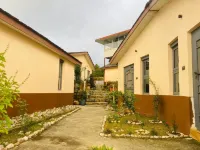 Samyati valley retreat Hotels near H2H Bir | Nature Camps