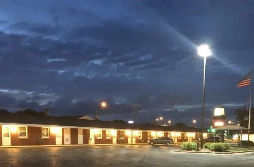 Bay Motel Hotels in Howard