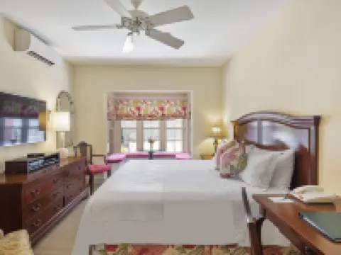 Royal Palms Hotel Hotels in Hamilton