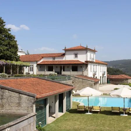 Casas do Monte de Roques